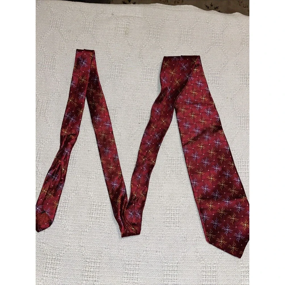 Robert Talbott Men’s Dress Tie Size 59” Red Geometric Silk Business Formal City